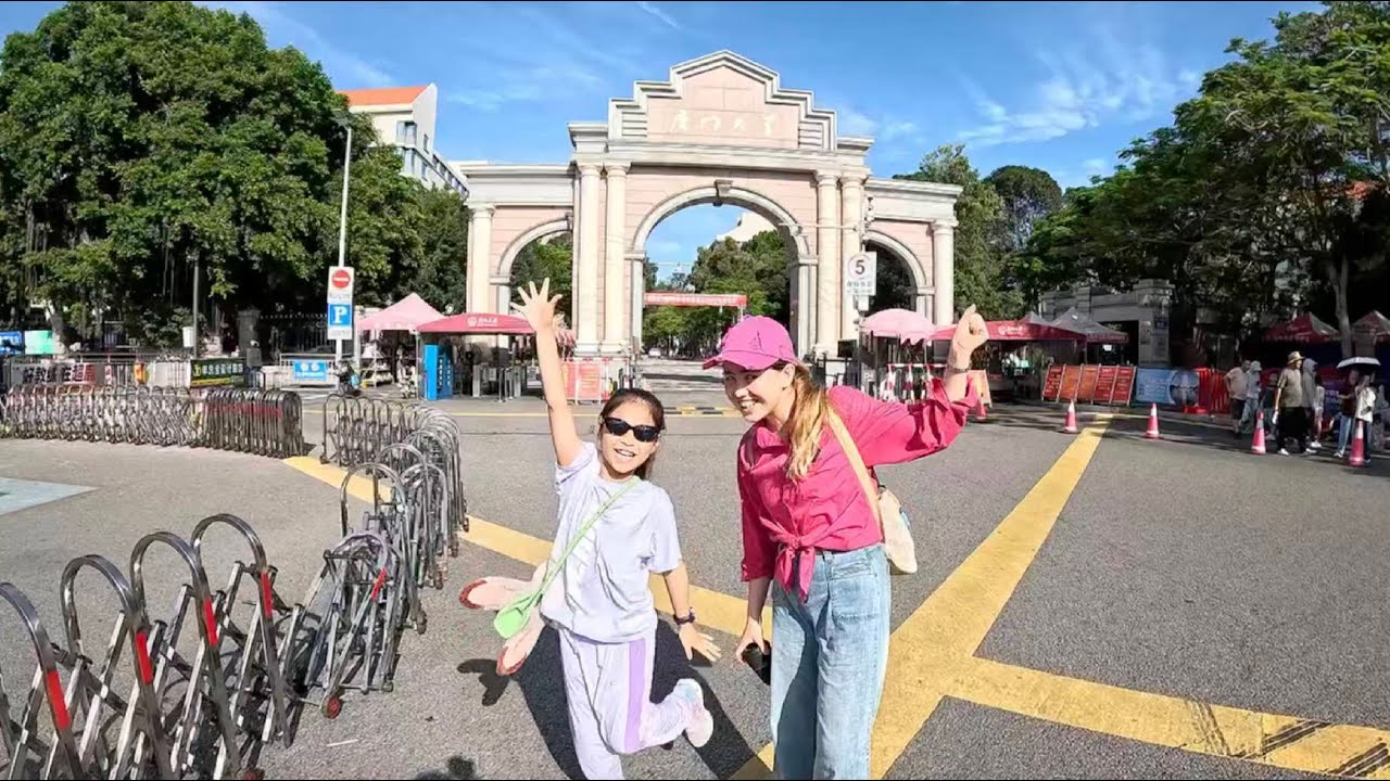 阿富汗女孩考入廈門大學，美麗大方自信跟在阿富汗中文學校那時判若兩人，直言中國太好了
