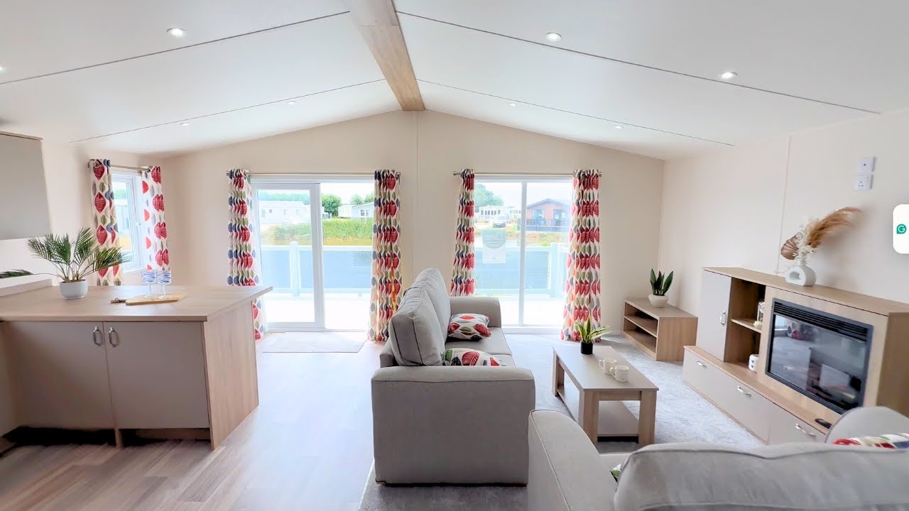 Brand New 40x20ft 2-Bedroom Luxury Twin Lodge Sited On A Lakeside Plot 12-Month Park Near Skegness!