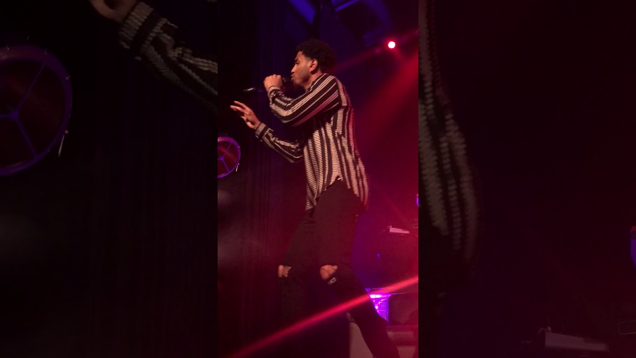 Song Goes Off (Live) - Trey Songz