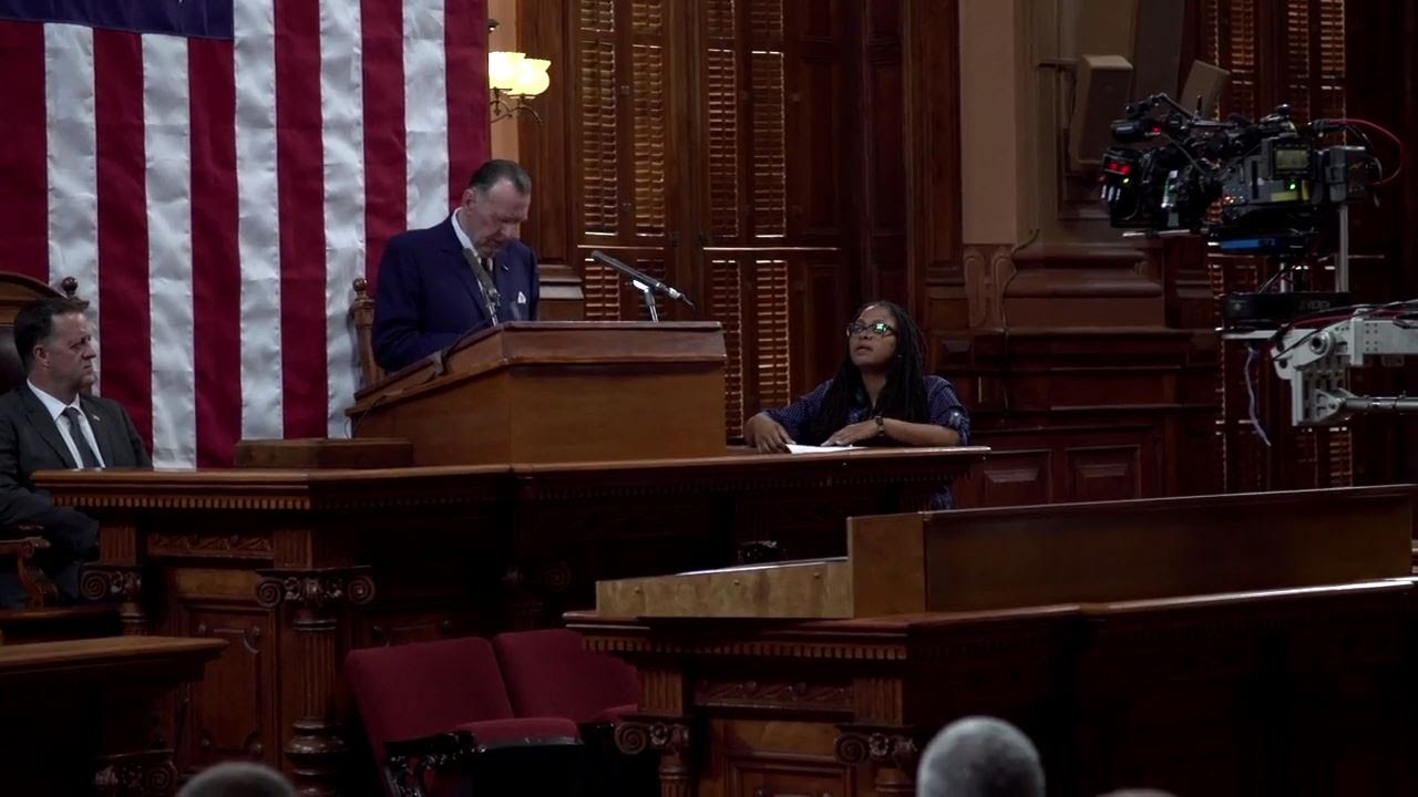 Wayne Hughes -- Selma.  Video B roll   IMDb.   Wayne as Hubert Humphrey  3:48 - 4:18