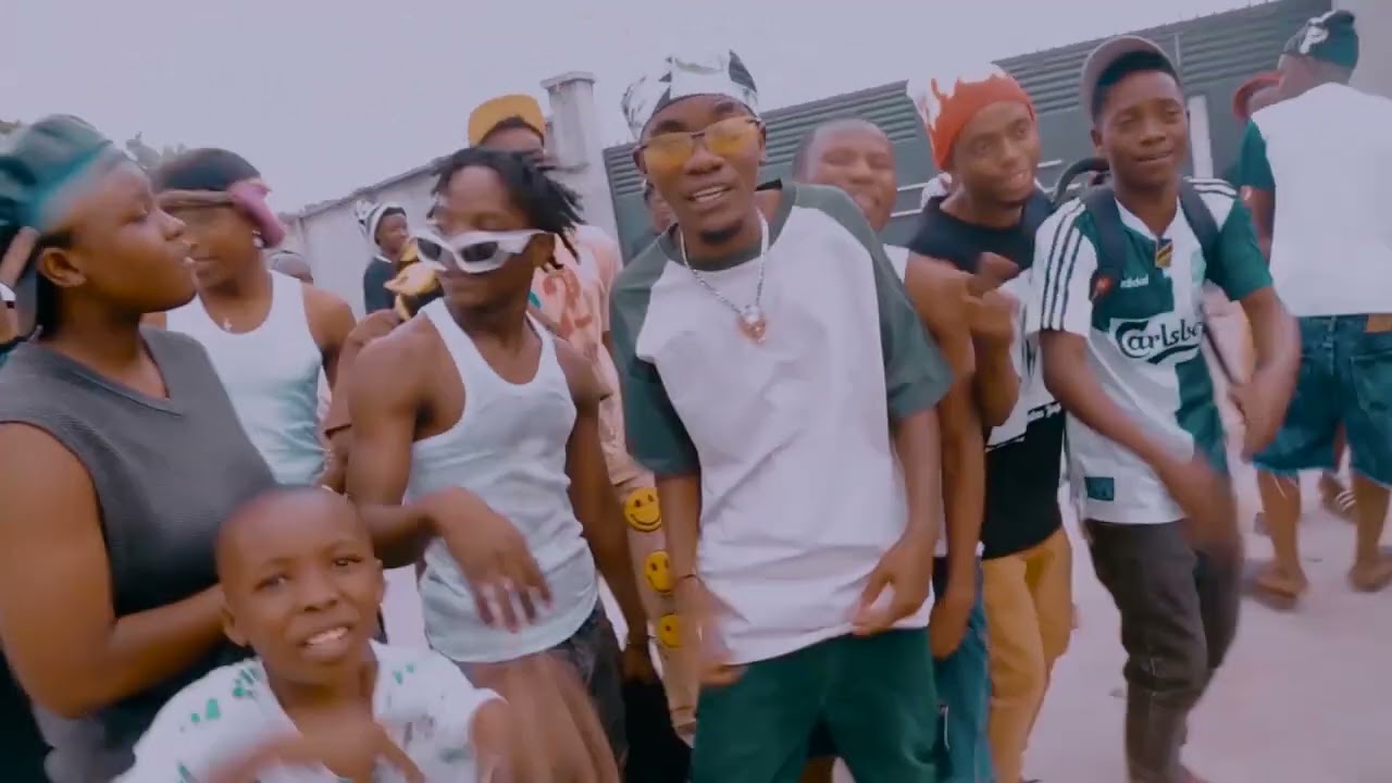 Taichii mc ft mkakx Kiwalani Official video