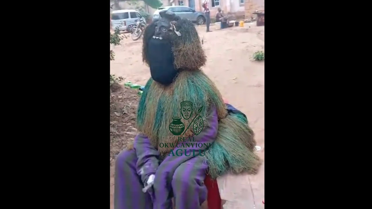 Okwuanyionu Agulu masquerade. 
