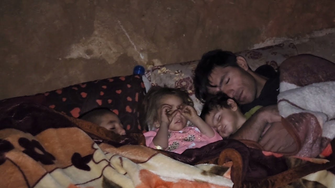 Documentary about Repairing the hut by nomadic family with 3 children in the mountains | Part 35