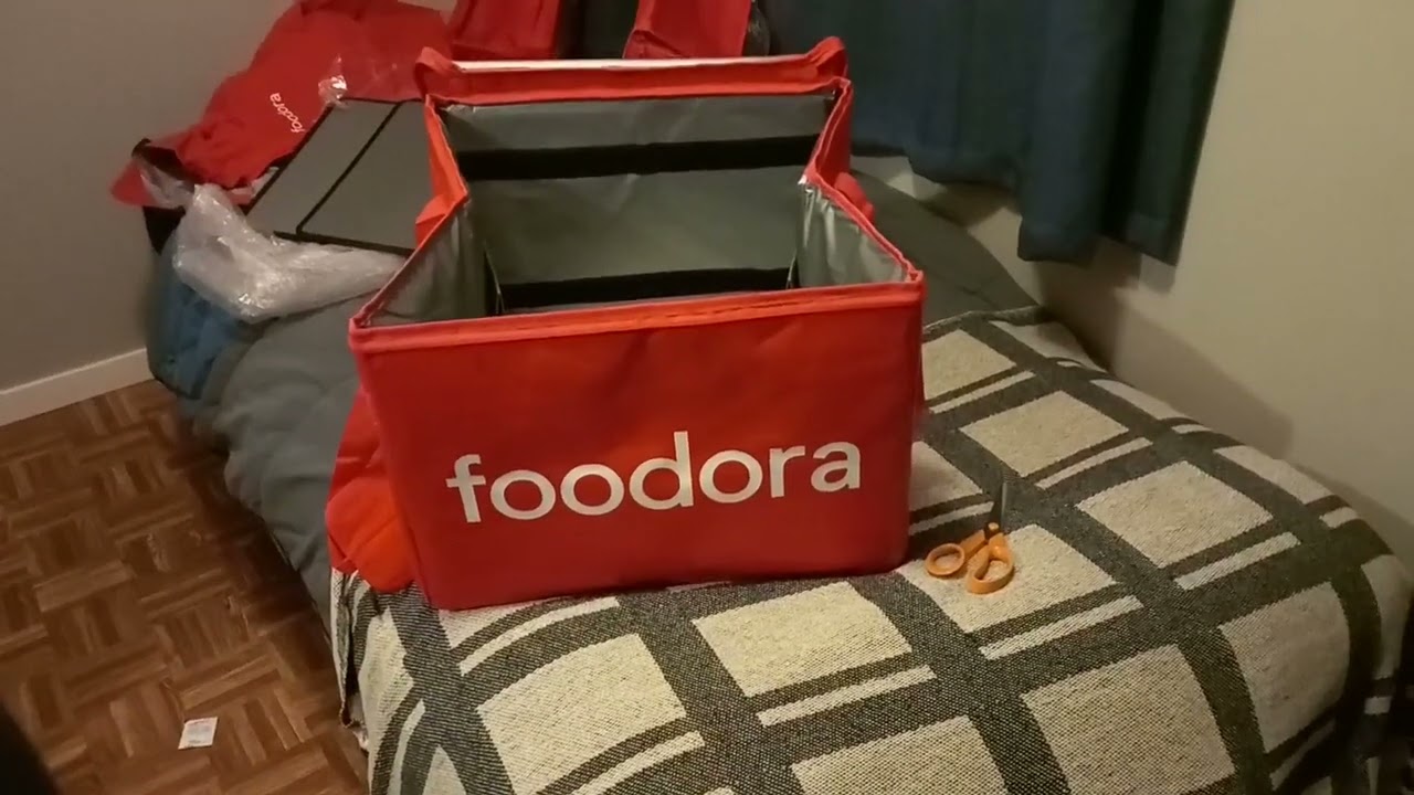 0011 - Pakker ut Foodora-varer (Norsk – Spansk).