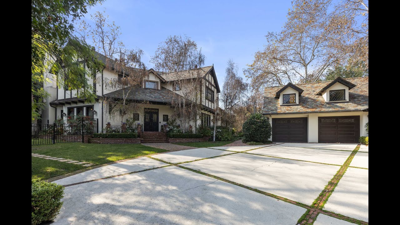 11247 Briarcliff Lane | Studio City, CA