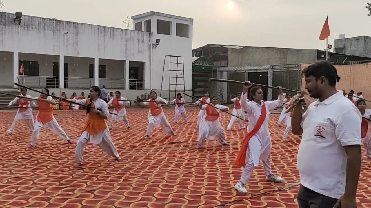 शूल-प्रदर्शन। आर्य वीरांगना प्रशिक्षण शिविर 2025 (26-31 दिसंबर)