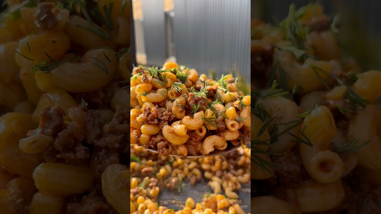 Есть много вариаций МАКАРОН ПО-флотски ))) Но самый вкусный и чёткий я считаю классический