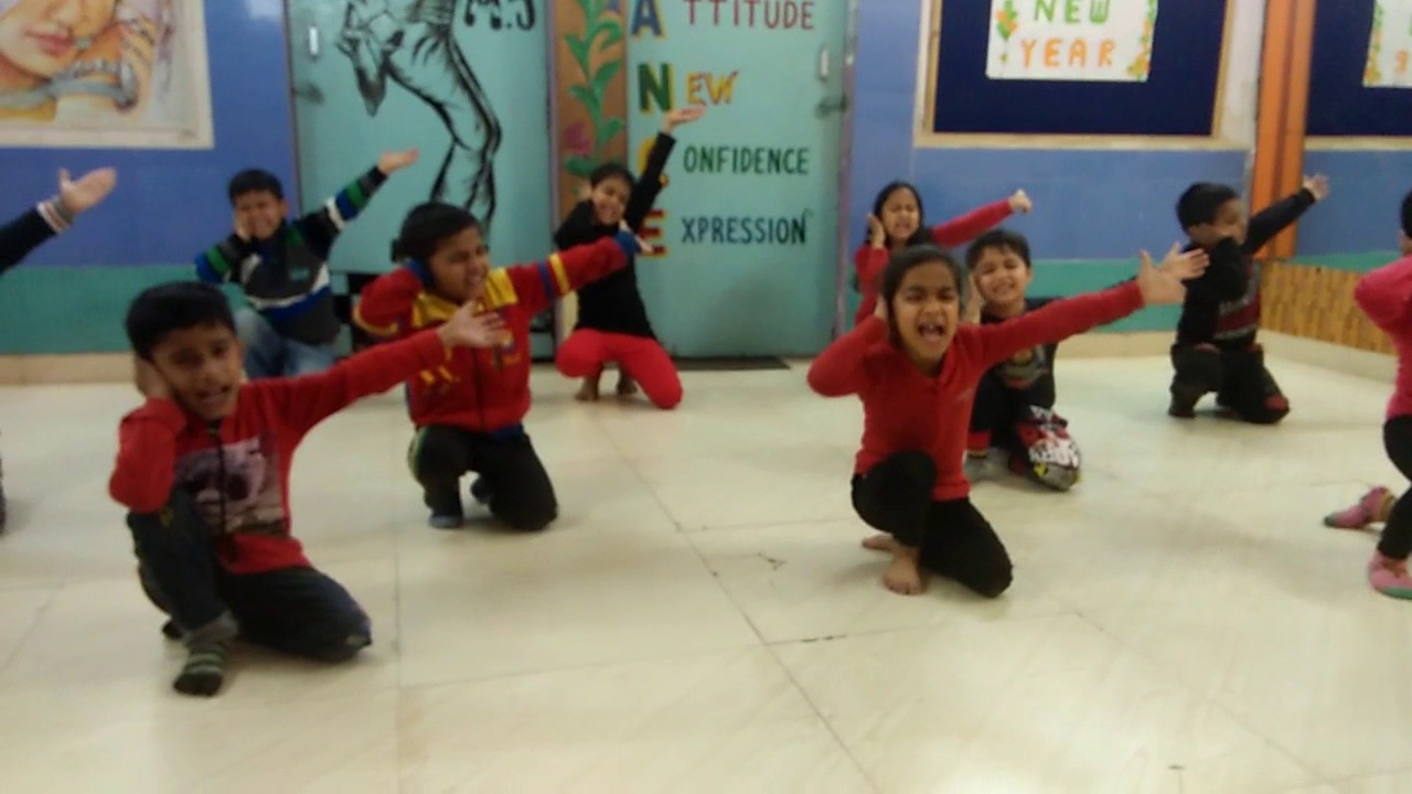 The Most Entertainment and Funny Kid's Group Dance Baapu Sehat ke Liye