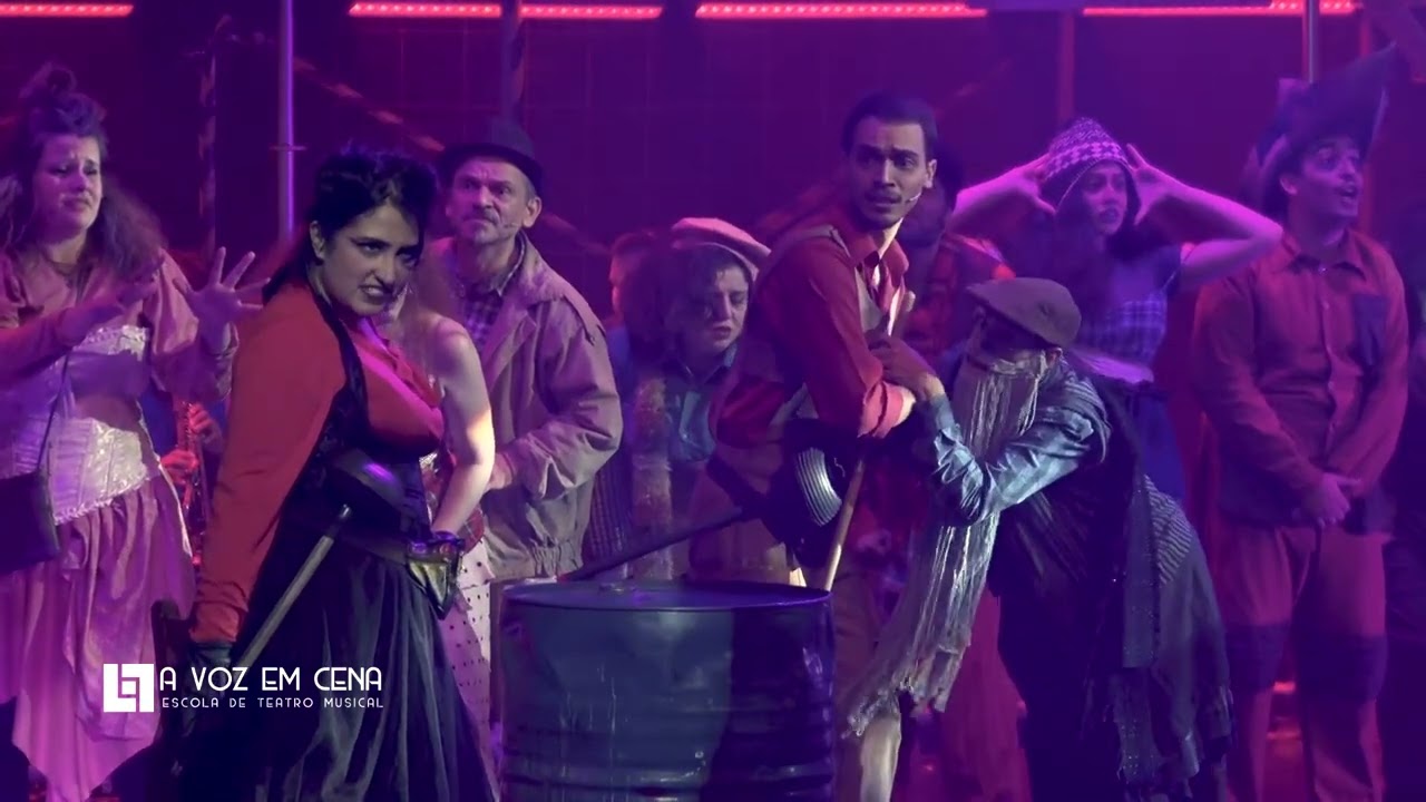 Só quem paga faz xixi!´- Urinal  - O Musical