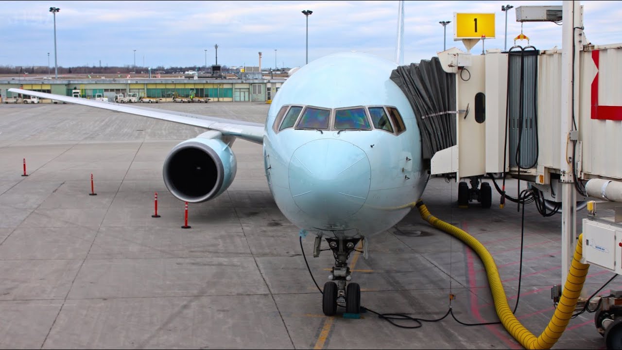 Red-Sky | Air Canada Boeing 767-300ER Departure from Montréal