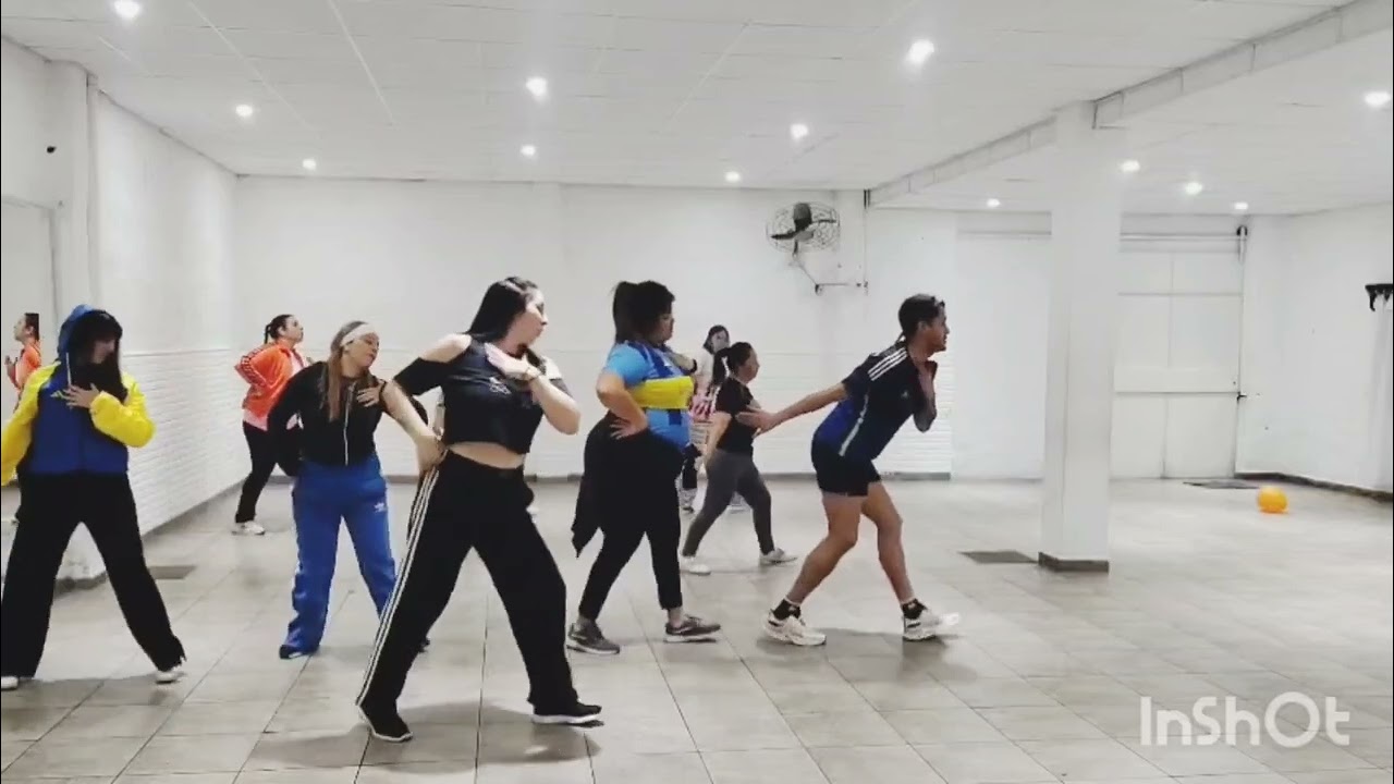 7 vidas-Maria Becerra.Zumba con sham.
