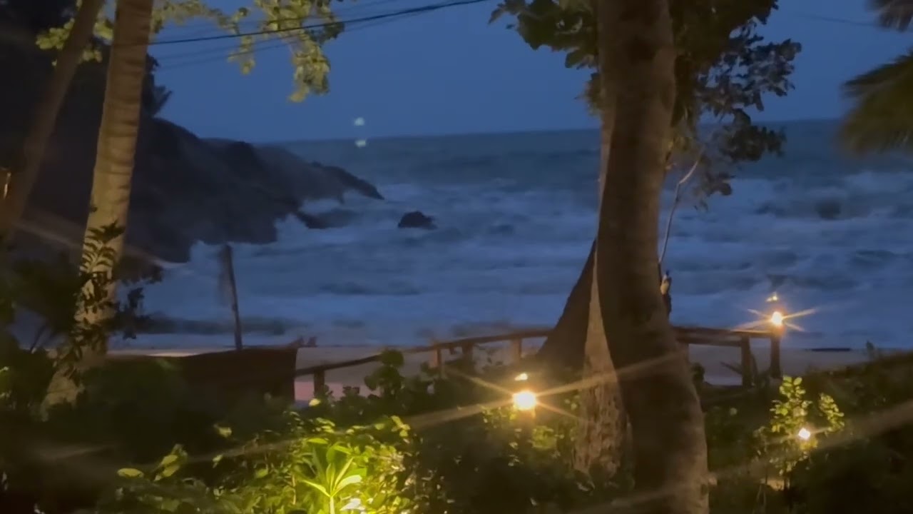 Koh Phangan Smile Bungalows Bottle Beach