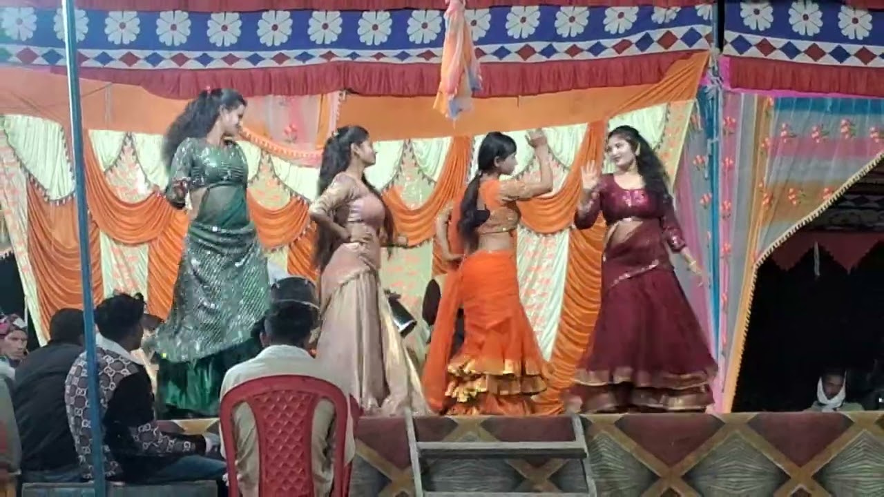 Bihar bhojpuri arkestra group dance 💃 ♥️ #bhojpuriarkestra #viralvideo #bhojpurisong #trendingvideo 