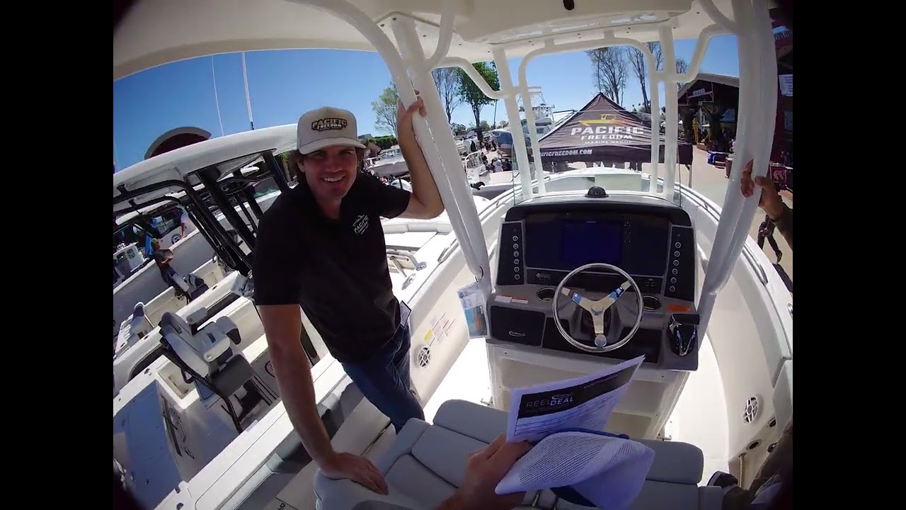 COSTA MESA FISHING SHOW GX080087