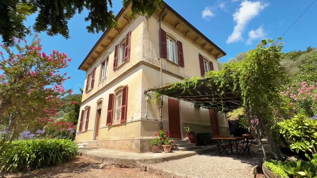 Romito Magra &ndash; Villa Liberty da ristrutturare in Posizione Strategica tra Liguria e Toscana 🏡🌊🇮🇹