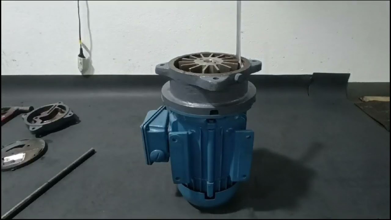 DESMONTANDO UMA BOMBA DE VÁCUO