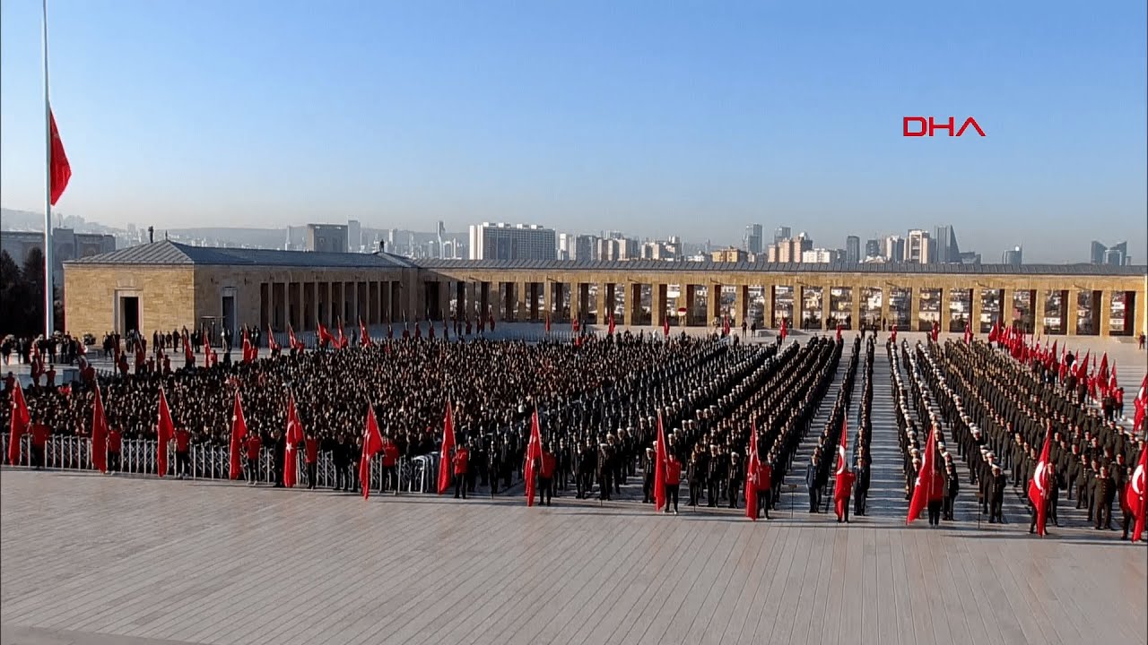 Devlet Erkanı Anıtkabir'de #10kasım