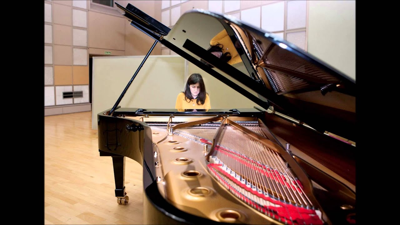 Paula Ríos, piano - Rosa García Ascot, Petite Suite: II Poco adagio, molto espressivo