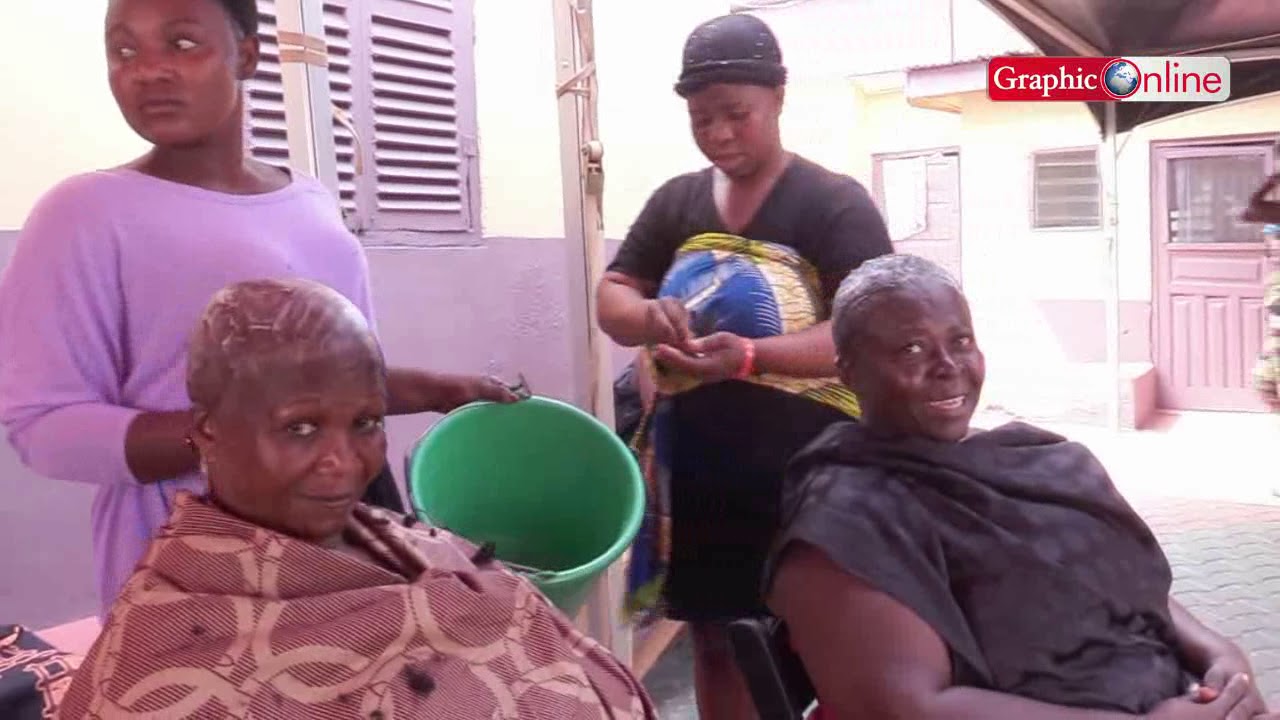 Why Women in the Oyoko Clan (Royal Family) shave their hair during the Queen mother's funeral
