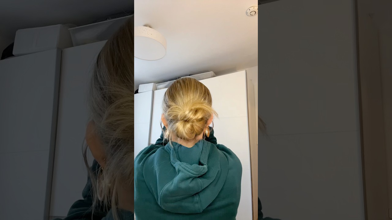 Messy Bun Tutorial✨ #hairstyle #frisuren #hairtutorial #messybun #lowbun #bun