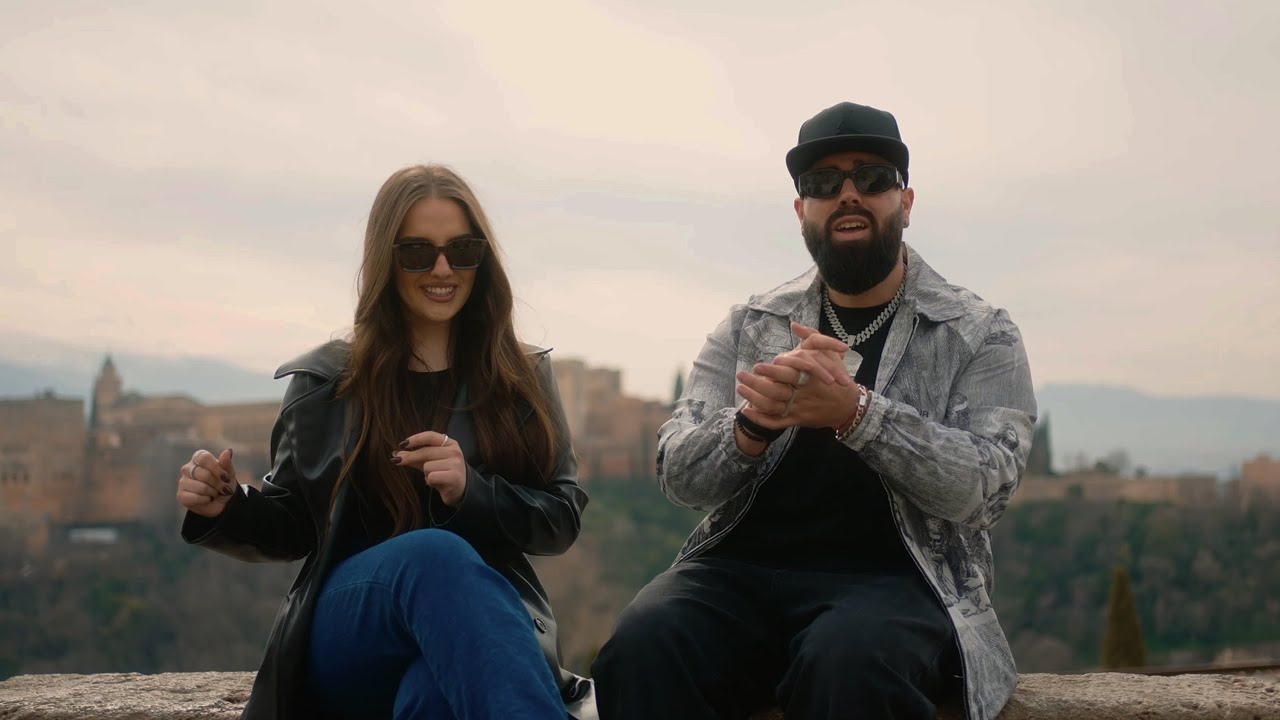 Mar&iacute;a Gil Ft. Barroso - VENENO (Videoclip Oficial)