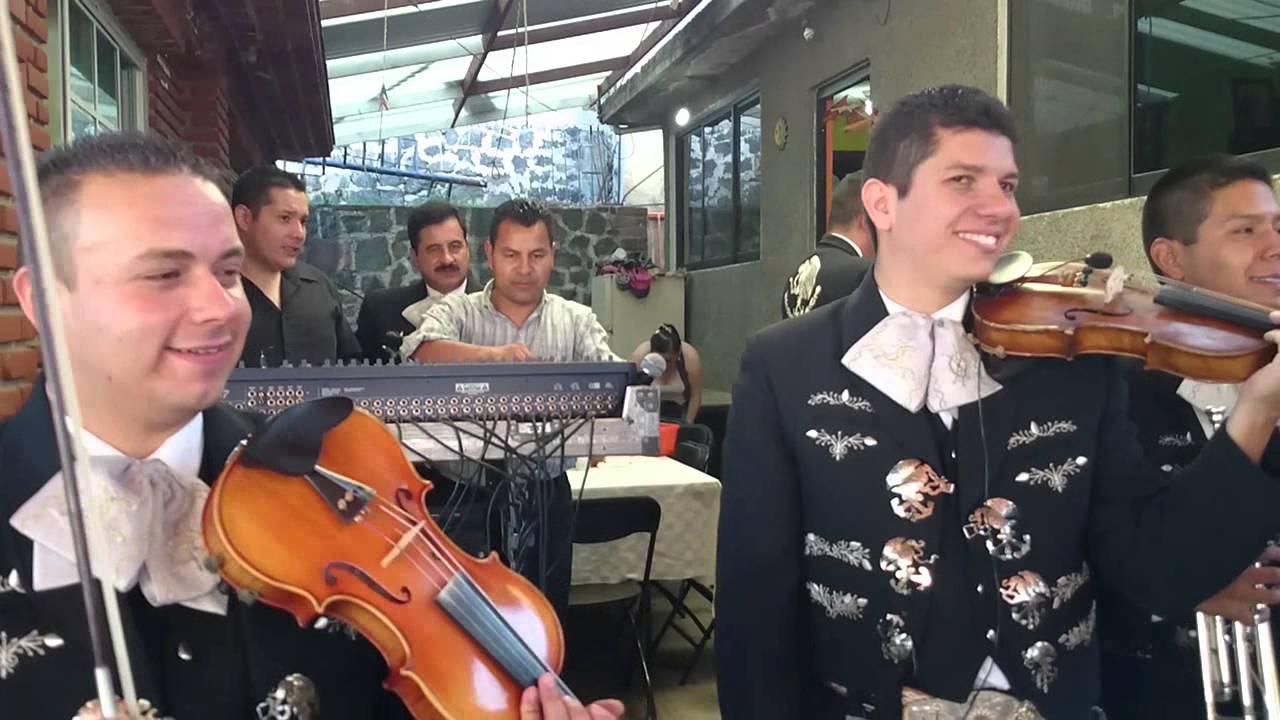 Mariachi de la secretaria de Marina(el expreso)