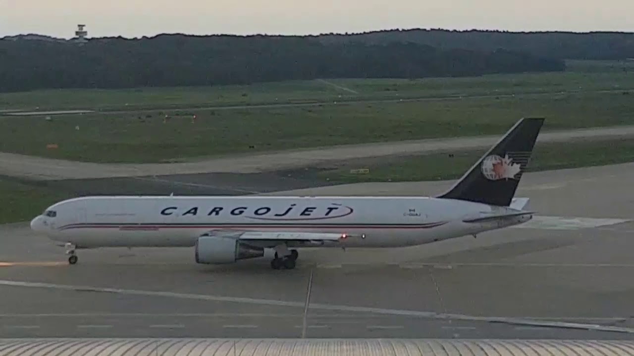 Eurowings a330 in Köln bonn Flughafen