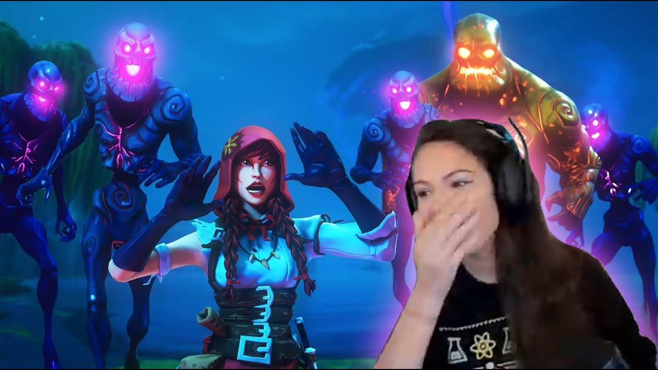 cloak protects me from zombies | Fortnite | Alexia Raye