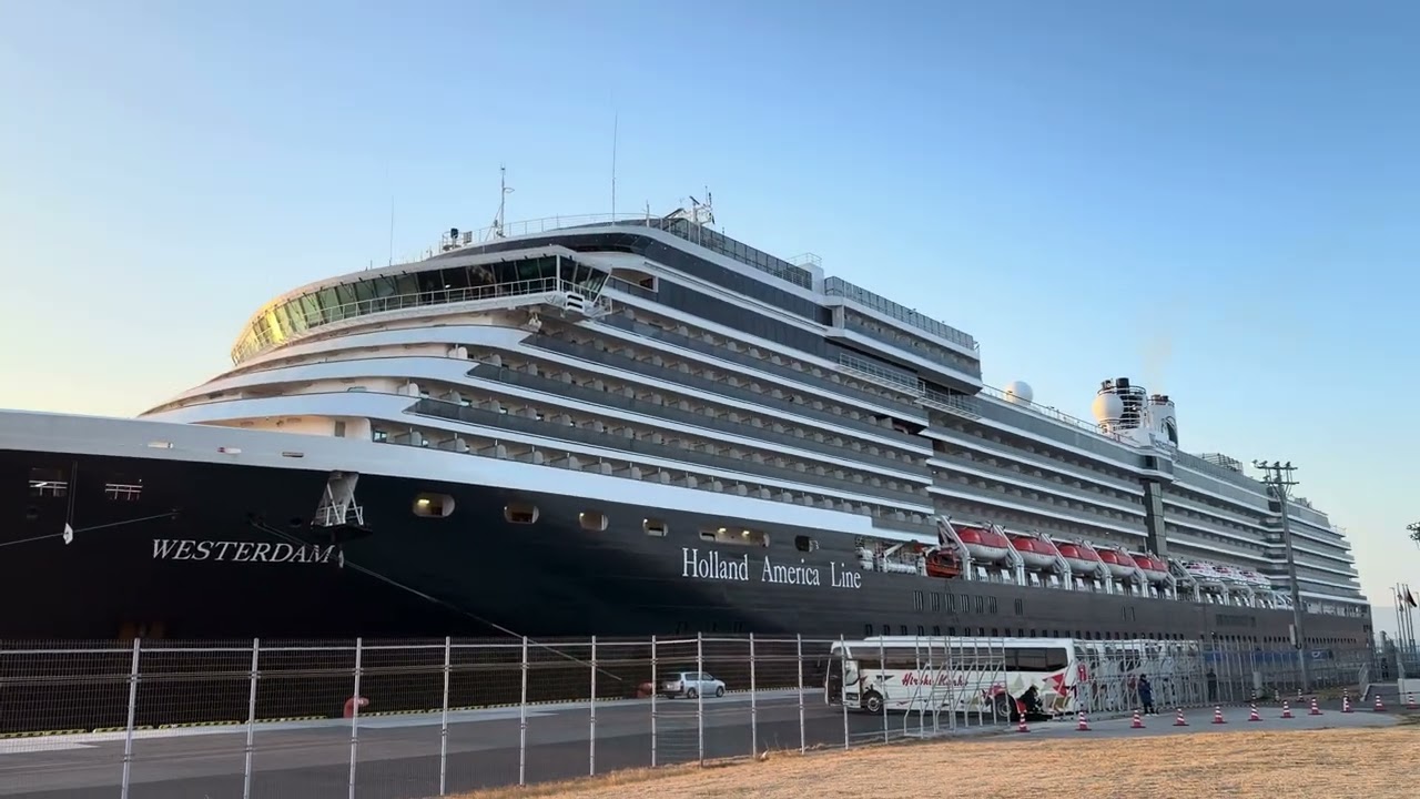 クルーズ客船　ウエステルダム（英語: Westerdam）は、ホーランド・アメリカラインが所有するビスタ級（英語版）クルーズ船。　広島港クルーズターミナル  広島市南区宇品海岸３丁目１２  #広島港