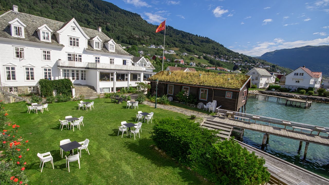 Bes&oslash;k Leikanger Fjordhotell #Leikanger #Fjordhotell #Sogndal