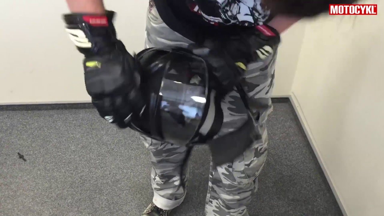 Crash test kasku motocyklowego