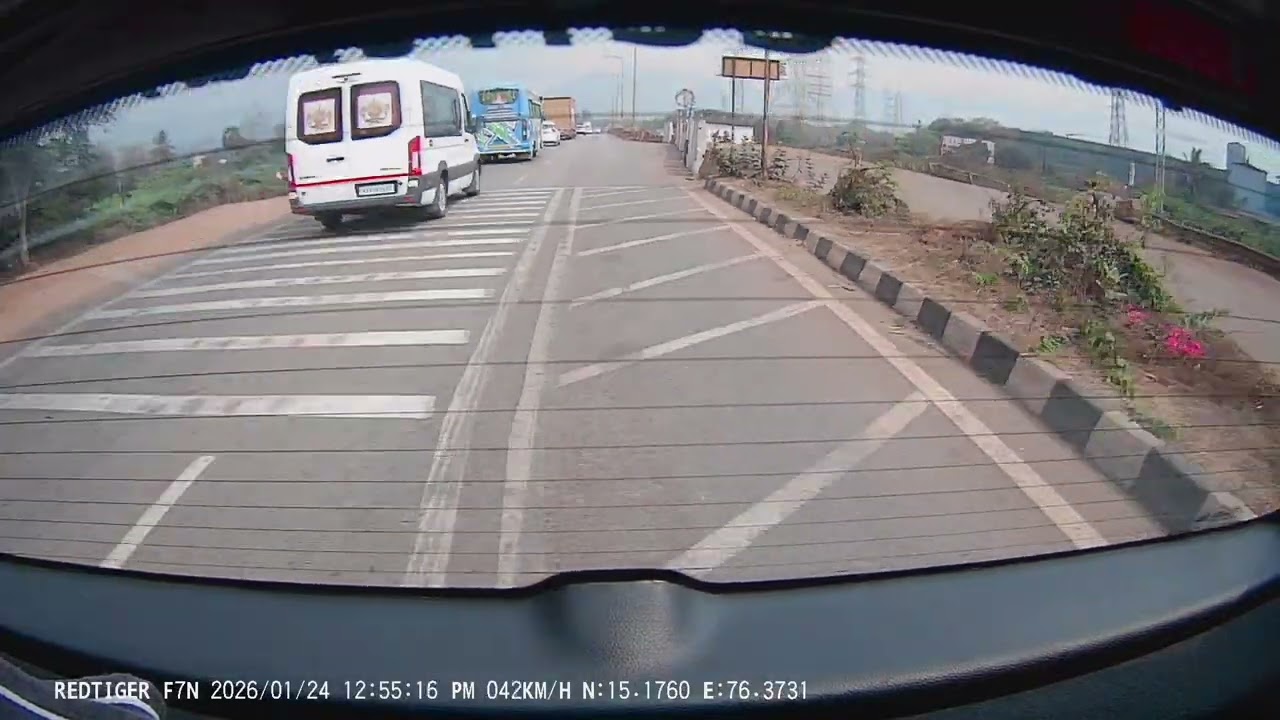 Highway Drive | RedTiger F7 Rear Dashcam | Kia Sonet