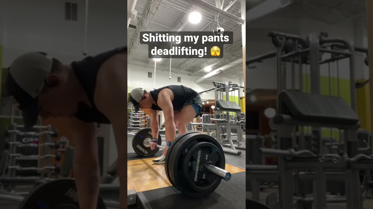 Pooped my pants deadlifting, thought everyone should see that gym days ain&rsquo;t always perfect #shorts