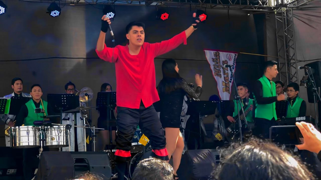 KIKE JAV EN PÍLLARO - JUNTO A LA BANDA NIÑA MARIA. 🎺🎷👹