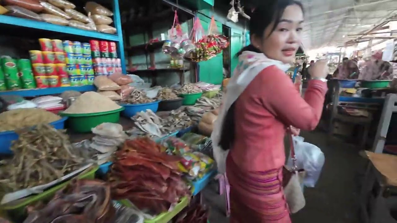 Good morning Kyaing tong market  กาดหลวงเชียงตุง ครูคำอี่พาชม