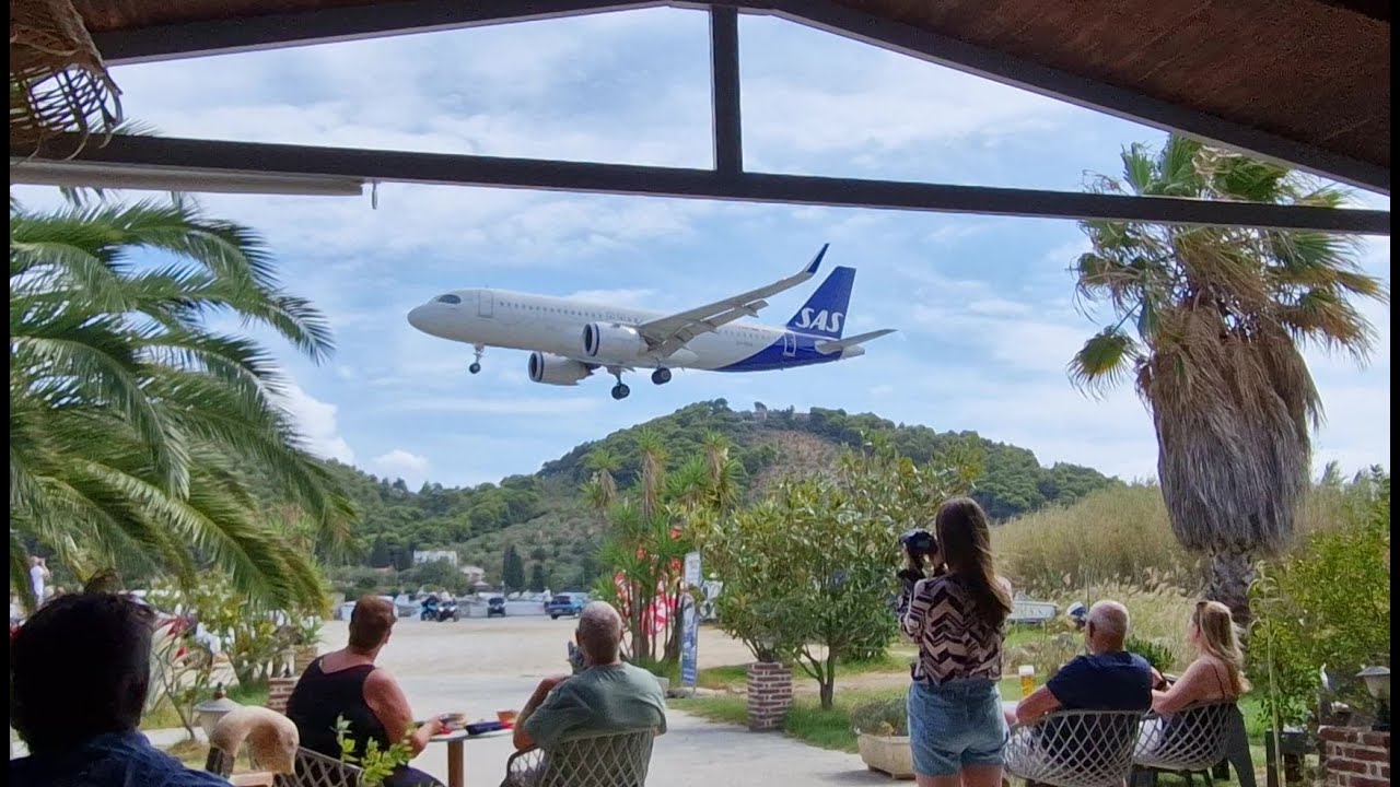 Letadla nad hlavou - Skiathos (Greece) / letadla na ostrově Skiathos - 9/2025