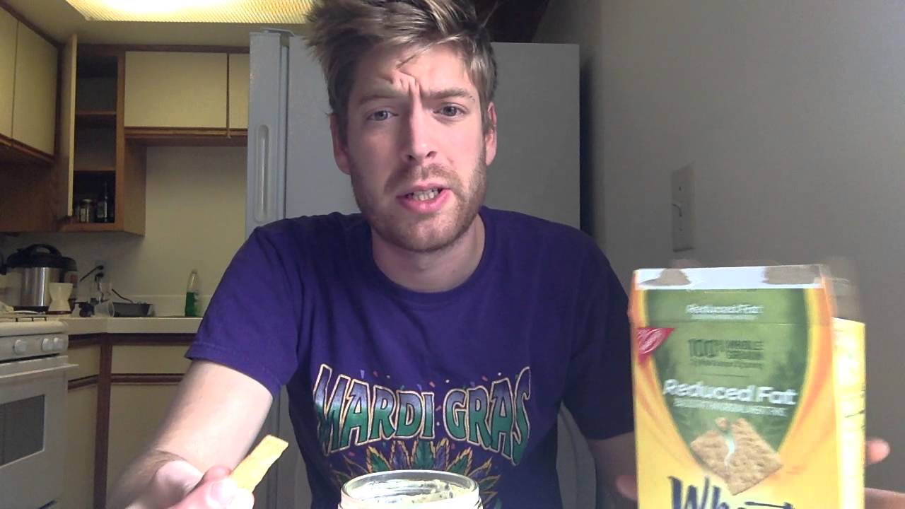 Ian Does Dip: Tostitos Creamy Spinach Dip Review