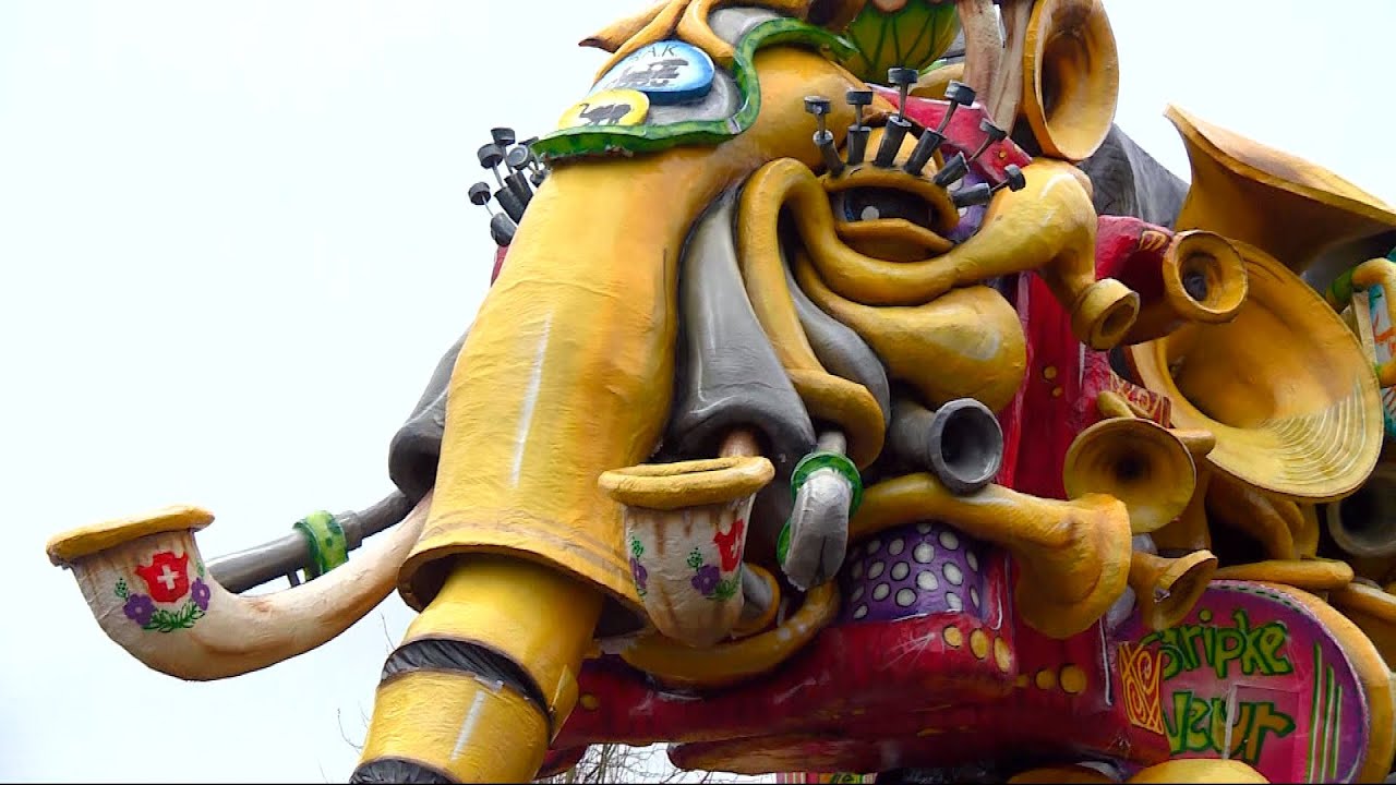 En de allermooiste carnavalswagen uit Brabant is.....de olifant van CV De Klepperbekken