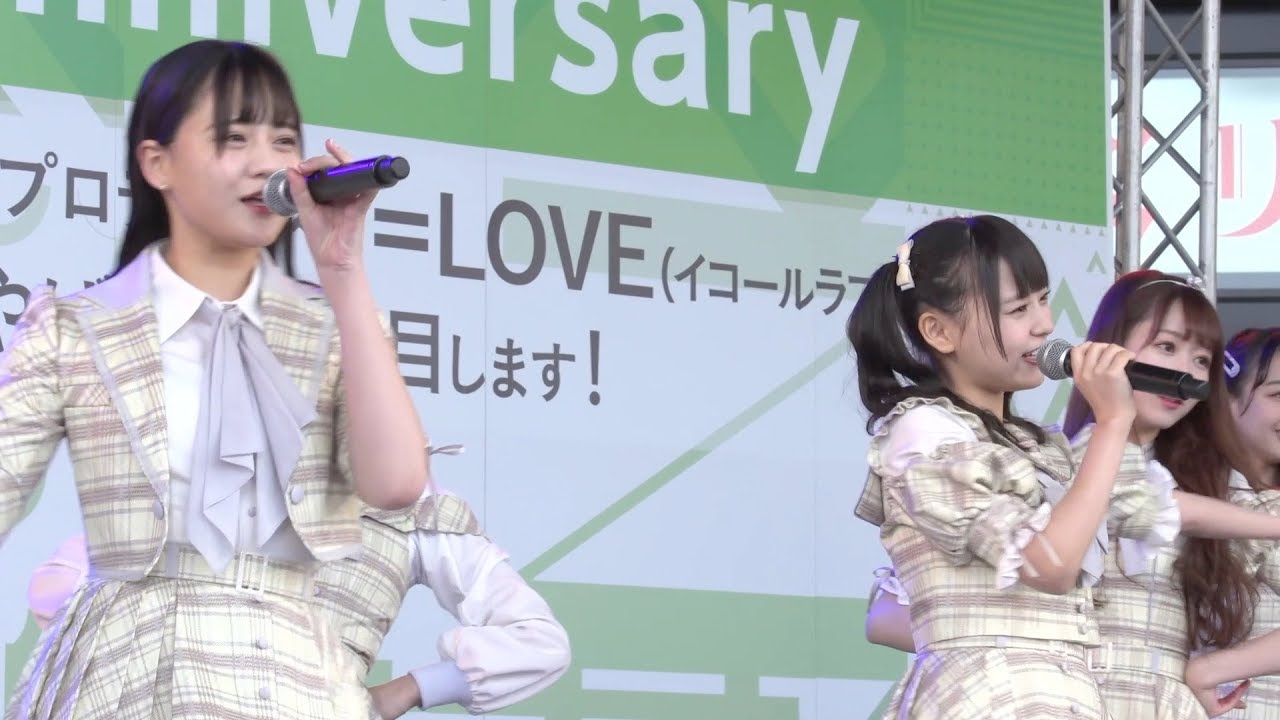 =LOVE(イコールラブ)、大分上陸で考案土産商品PR　「Want you！Want you！」「探せ ダイヤモンドリリー」ほか5曲ライブ披露　『大分サイダー関あじ・関さば味風』お披露目イベント