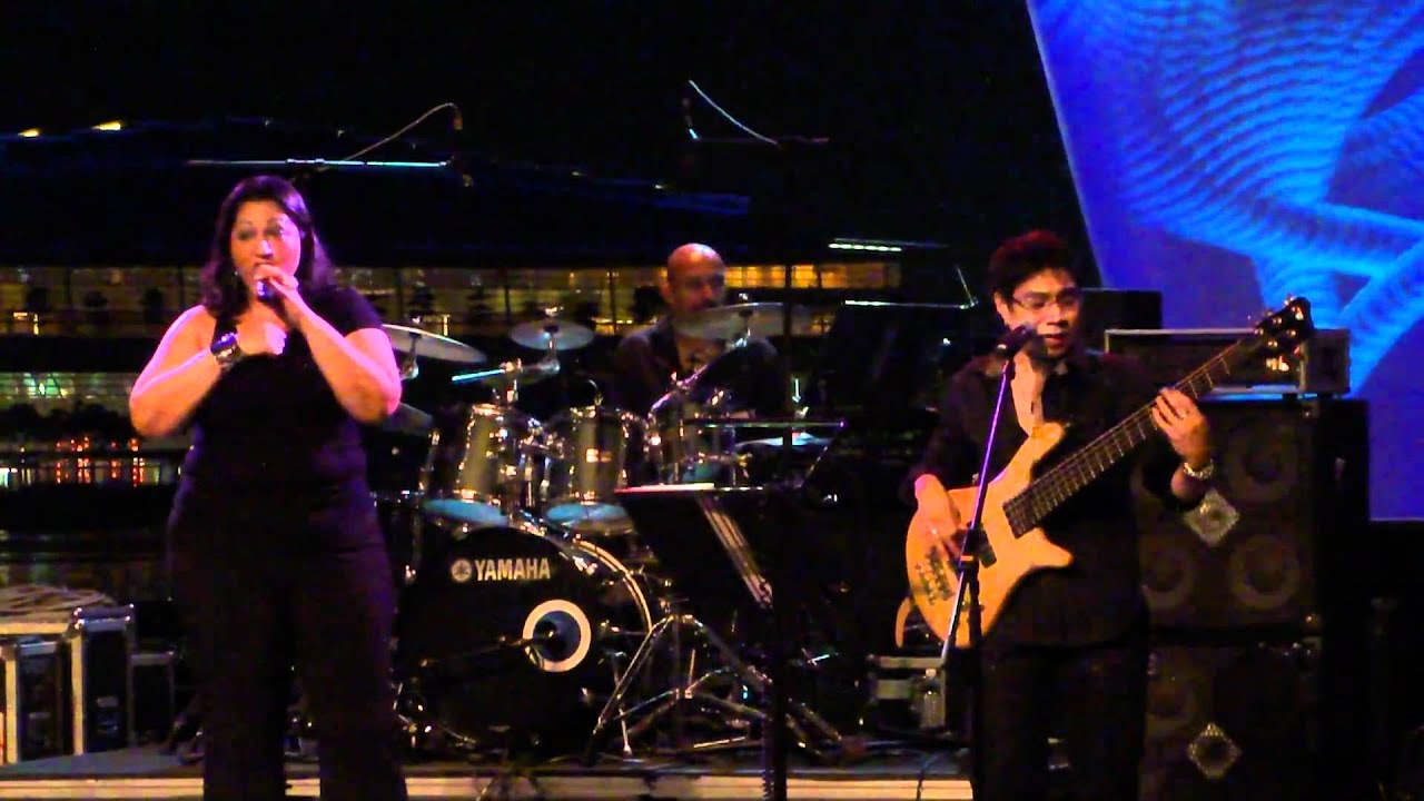 How do you keep the music playing ? by Alemay Fernandez 30 Years On... @ Esplanade Outdoor Theatre