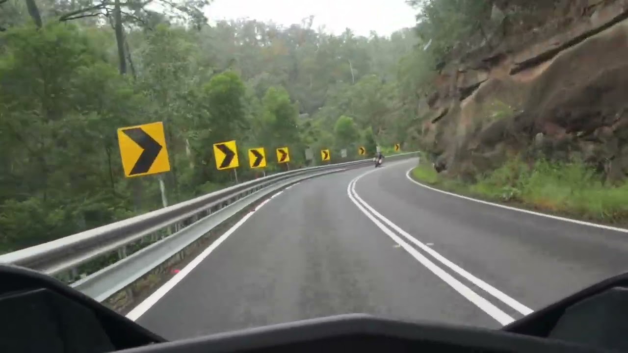 Putty Road NSW BMW R1200RT BMW 1150GS TRIUMPH 900GT