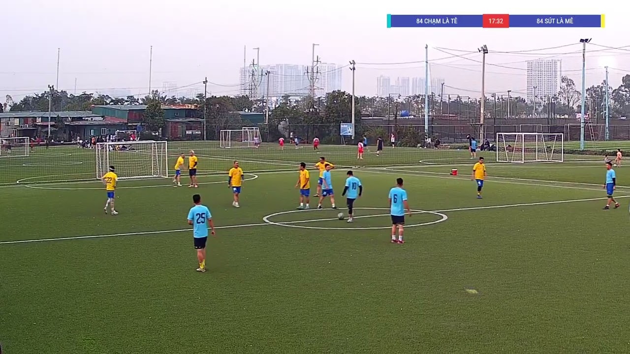 Trận 1 - Fullmatch - 84 CHẠM LÀ TÊ vs 84 SÚT LÀ MÊ - 28/01/2026 - Sân bóng AKKA T4