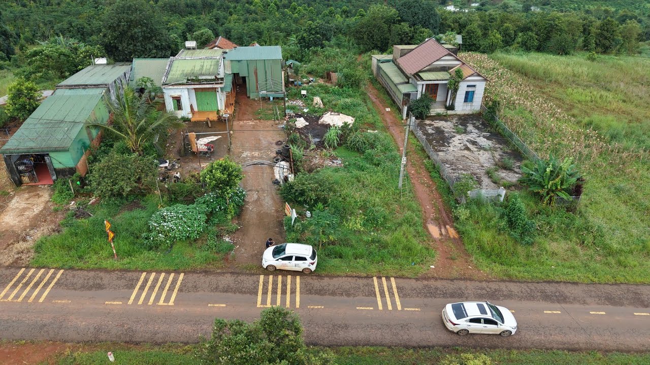( ĐÃ BÁN ) Bán gấp nhà vườn 2.8 ha nguồn thu ao cá to có nhà ngay trung tâm giá rẻ bèo Lh 0979653223