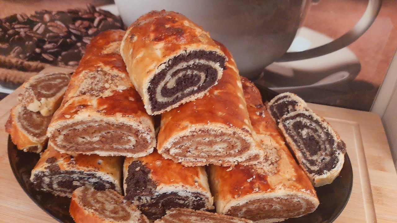 Beigli ünnepi 😍 omlós vékony tésztás sok sok töltelékkel 🥰 diós fahéjas, mákos barack🍊lekváros.