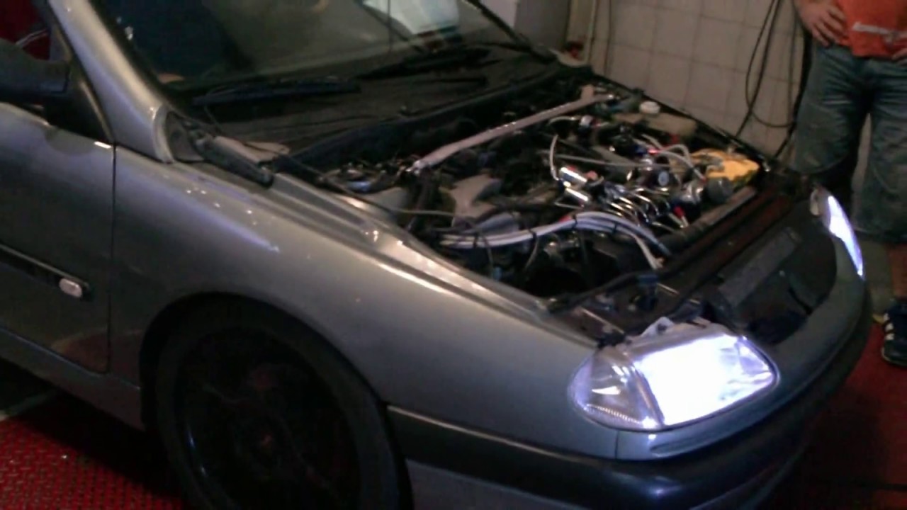 RENAULT  LAGUNA TURBO