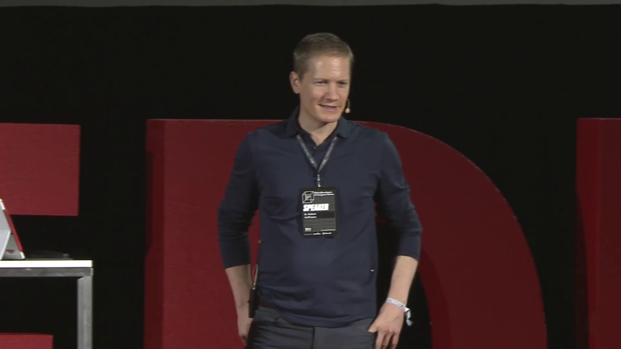 Practicing Data Science in the cloud | Dr. Robert Hoffmann