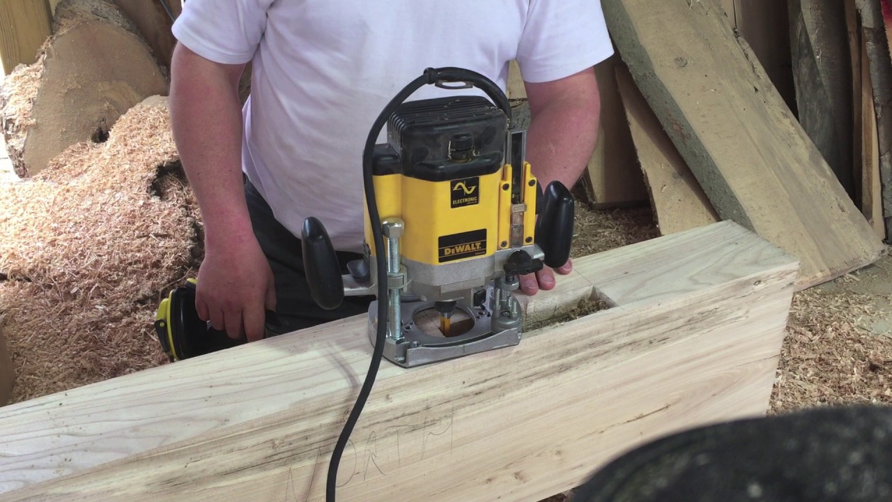 Layout and cutting a brace pocket