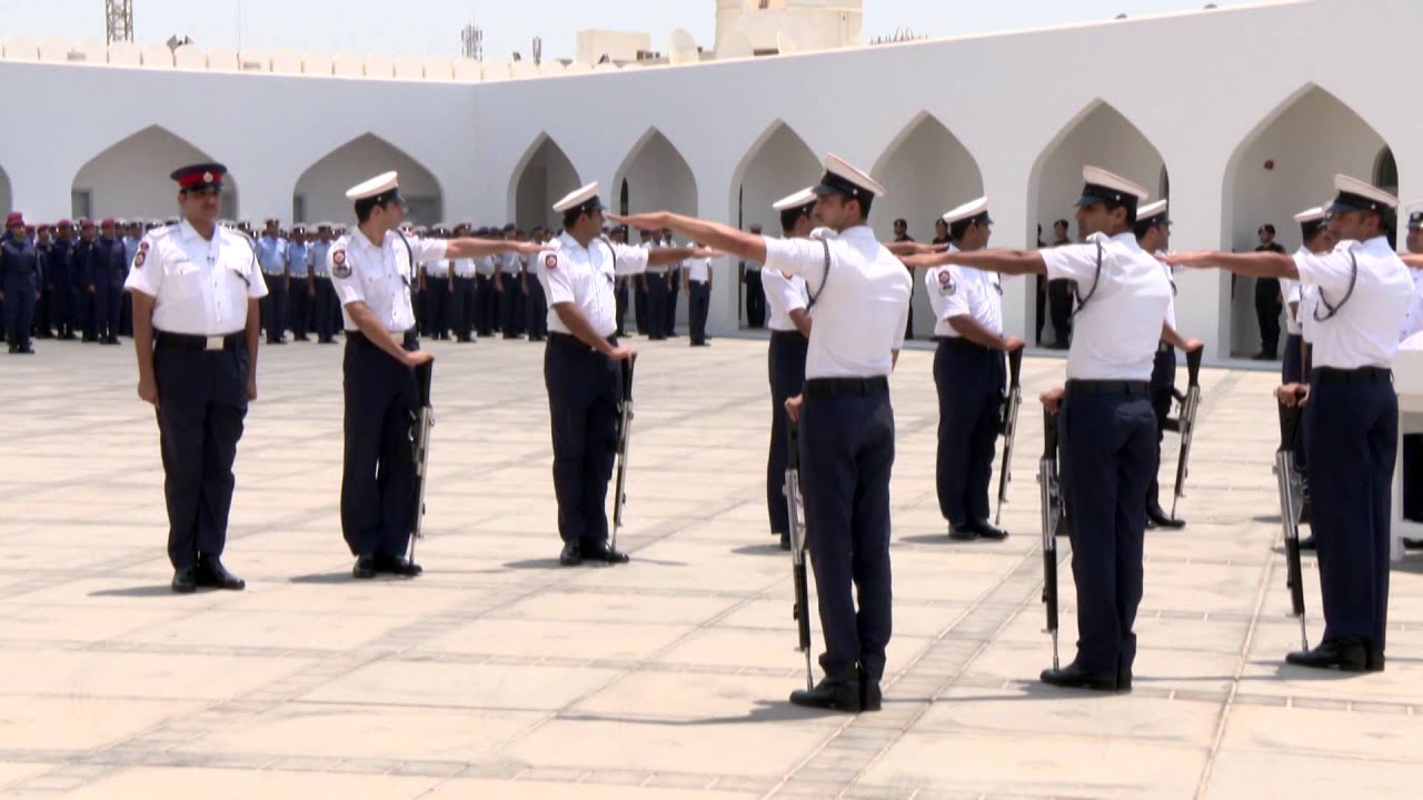 معالي وزير الداخلية يتقدم الجنازة العسكرية لشهيدي الواجب/ 2