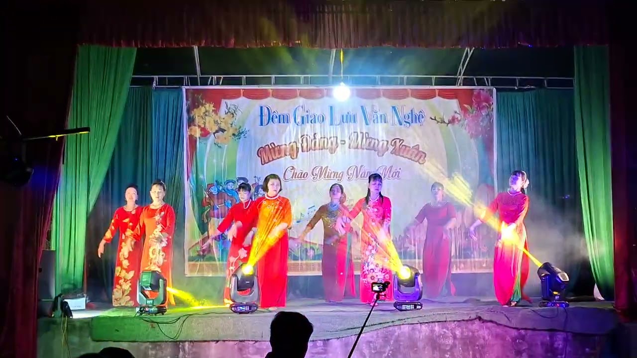 ƯỚC NGHUYỆN ĐẦU XUÂN @Nhóm Sắc Xân thể hiện.Mong cả năm an lành,hạnh phúc
