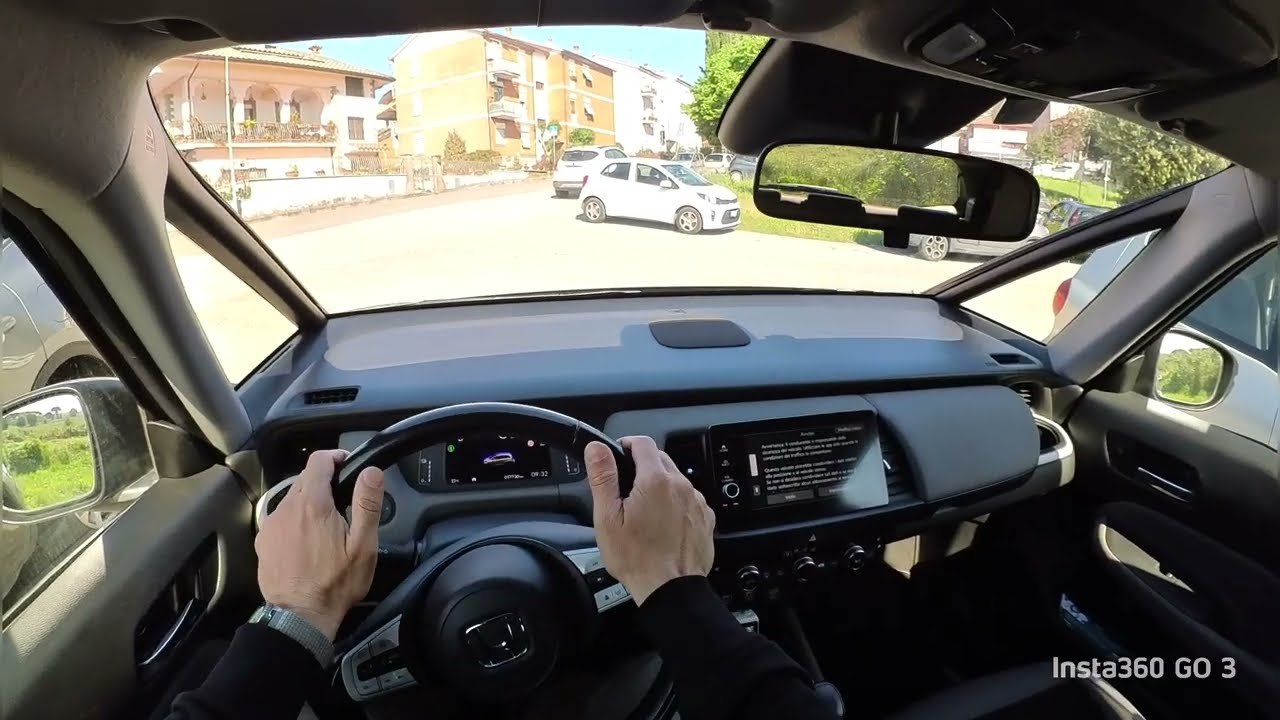 Com'è davvero guidare una Honda Jazz Crosstar? [POV in prima persona]